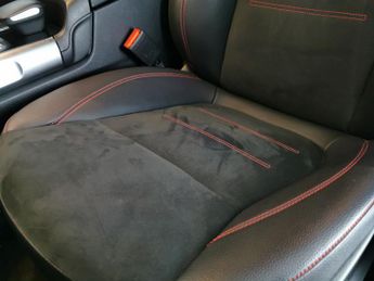 Mercedes-Benz EQB EQB 350 66.5kWh AMG Line 4MATIC (292 ps) - NAV - ALCANTARA - MIR