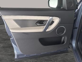 Land Rover Discovery Sport 1.5 P300e 12.2kWh R-Dynamic HSE Plug-in 4WD (309 ps) - CARPLAY