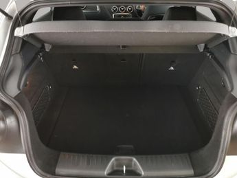 Mercedes-Benz A Class 2.1 A220d AMG Line 7G-DCT (177 ps) - KEYLESS-GO - CRUISE - HALF 