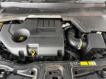 Land Rover Discovery Sport 2.0 D200 MHEV R-Dynamic S Plus 4WD (204 ps) - LED - REVERSE CAM 