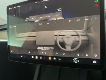 Tesla Model Y (Dual Motor) Long Range 4WDE (384 bhp) - HEATED STEERING - WIFI