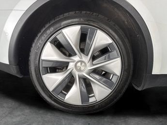 Tesla Model Y (Dual Motor) Long Range 4WDE (384 bhp) - HEATED STEERING - WIFI