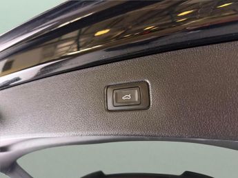 Audi Q7 3.0 TDI V6 50 S line Tiptronic quattro (286 ps) - CLIMATE CONTRO