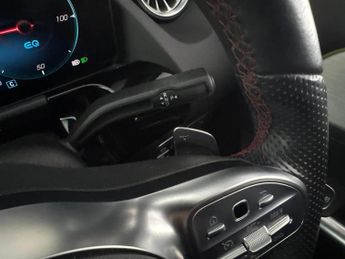 Mercedes-Benz EQA EQA 250+ 70.5kWh AMG Line (190 ps) - NAV - ADAPTIVE LIGHTS - MIR