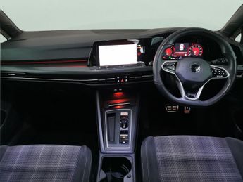 Volkswagen Golf 2.0 TDI GTD DSG (200 ps) - HEATED STEERING - WIFI - BLIND SPOT A
