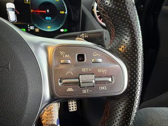 Mercedes-Benz EQA EQA 250+ 70.5kWh AMG Line (Premium) (190 ps) - SELF PARK - REVER