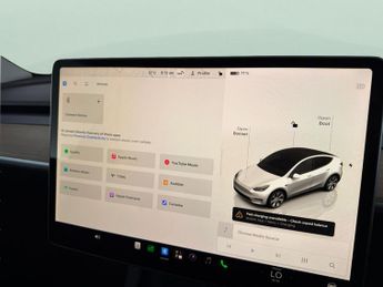 Tesla Model Y (Dual Motor) Long Range 4WDE (384 bhp) - KEYLESS ENTRY - 360 CAM