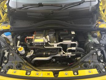 Mini Electric Cooper SE 54.2kWh Classic (218 ps) - HEATED STEERING - BLUETOOTH - CRUI