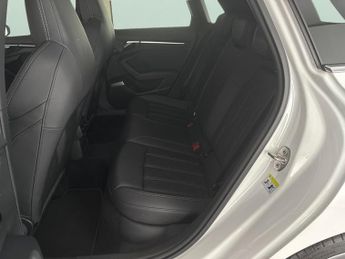 Audi A3 1.5 TFSI 35 S line Sportback S Tronic (150 ps)[Tech Pack]  - CRU