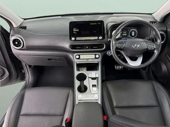 Hyundai Kona 64kWh Ultimate (10.5kW Charger) (204 ps) - HEAT AND COOL SEATS