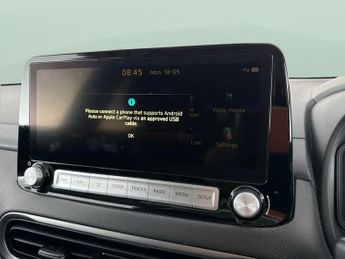 Hyundai Kona 64kWh Ultimate (10.5kW Charger) (204 ps) - HEAT AND COOL SEATS