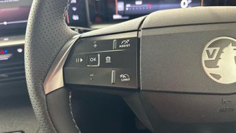Vauxhall Grandland 1.2 Ultimate e-DCT (136 ps) - LED - HEATED SEATS - NAV