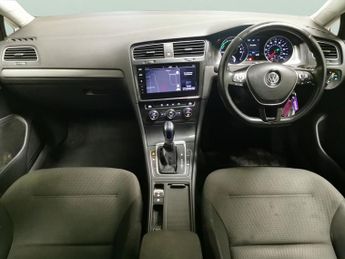 Volkswagen E-golf 35.8kWh e-Golf (136 ps) - CLIMATE CONTROL - DAB - USB AUDIO