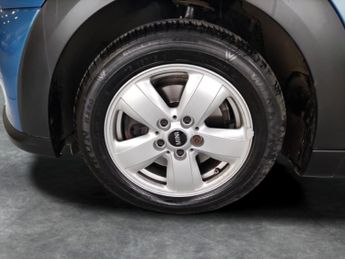 Mini Hatch 1.5 Cooper Classic Steptronic (136 ps) - BLUETOOTH - CRUISE - AI