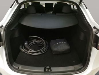 Tesla Model Y (Dual Motor) Long Range 4WDE (384 bhp) - REVERSE CAM - NAV - LEA