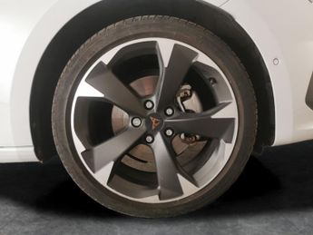 Cupra Leon 1.5 eTSI EVO V1 DSG (150 ps) - LED - REVERSE CAM - NAV