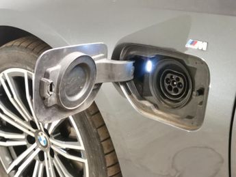 BMW 3 Series 2.0 330e 12kWh M Sport Plug-in (292 ps) - EXTENDED STORAGE