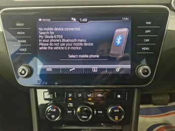 Skoda Superb 2.0 TDI SE DSG (150 ps) - PARK SENSORS - AIR CON - KEYLESS START