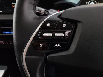 Kia Ev6 77.4kWh Air (225 bhp) - HEATED STEERING - LANE DEPARTURE  - BLUE