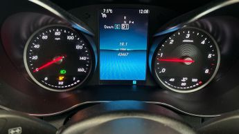 Mercedes-Benz C Class 2.0 C220d AMG Line (Premium) G-Tronic+ (194 ps) - SELF PARK - LE