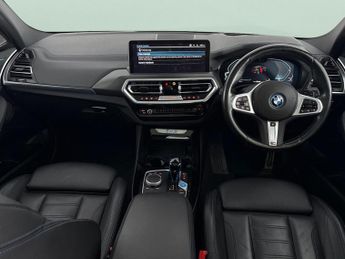 BMW iX3 80kWh M Sport Pro (286 ps) - HUD - ADAPT CRUISE - PARK ASSIST