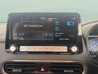 Hyundai Kona 39kWh SE Connect (10.5kW Charger) (136 ps) - LANE DEPARTURE  - B
