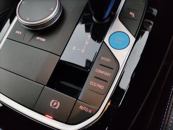 BMW iX3 80kWh M Sport (286 ps) - ACTIVE LANE ASSIST - DRIVING ASSISTANT