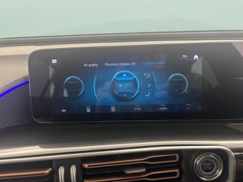 Mercedes-Benz EQC EQC 400 80kWh AMG Line (Premium) 4MATIC (408 ps) - REVERSE CAM -