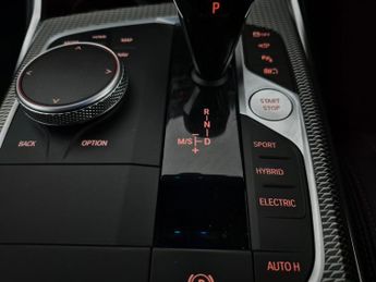BMW 3 Series 2.0 330e 12kWh M Sport Plug-in (292 ps) - WIRELESS CHARGER