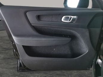 Volvo C40 Recharge 69kWh Core (231 ps) - CARPLAY - KEYLESS ENTRY - PARK AS
