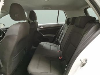 Volkswagen E-golf 35.8kWh e-Golf (136 ps) - CLIMATE CONTROL - DAB - USB AUDIO