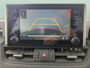 Toyota RAV4 2.5 VVT-h GPF Design CVT 4WD (222 ps) - LED - REVERSE CAM - NAV