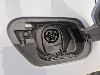 Volkswagen ID.3 Pro Performance 58kWh Family (204 ps) - COMFORT PACK - BLUETOOTH