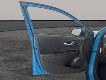 Hyundai Kona 39kWh SE Connect (10.5kW Charger) (136 ps) - LANE DEPARTURE  - B