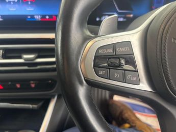 BMW 3 Series 2.0 330e 12kWh M Sport Touring Plug-in xDrive (292 ps) - HEATED 