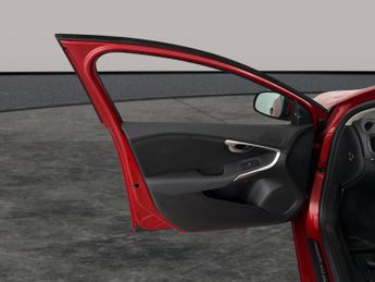 Volvo V40 1.5 T2 GPF Momentum Nav Plus (122 ps) - WINTER PACK