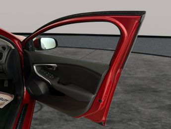 Volvo V40 1.5 T2 GPF Momentum Nav Plus (122 ps) - WINTER PACK