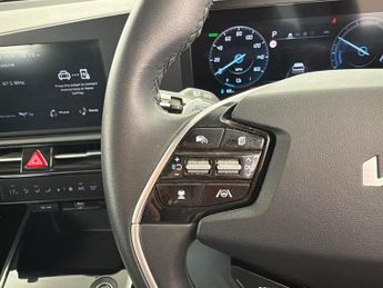 Kia Niro 64.8kWh 2 (201 bhp) - CRUISE - PADDLE SHIFT - 17IN ALLOYS