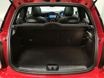 Mini Electric Hatch Cooper SE 32.6kWh Level 3 (184 ps) - HEATED SEATS - INTERIOR LIG