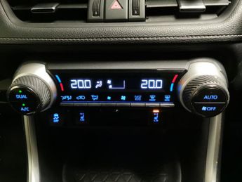 Toyota RAV4 2.5 VVT-h GPF Excel CVT (218 ps) - ACTIVE LANE ASSIST - HEAT AND