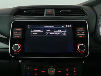 Nissan Leaf 40kWh 10 (150 ps) - LED - REVERSE CAM - NAV