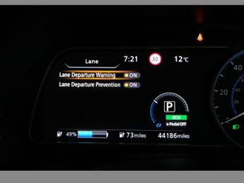 Nissan Leaf 40kWh 10 (150 ps) - LED - REVERSE CAM - NAV