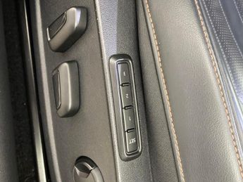 Cupra Formentor 1.5 TSI V2 DSG (150 ps) - LED - REVERSE CAM - NAV