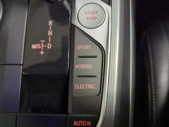 BMW 3 Series 2.0 330e 12kWh M Sport Plug-in (292 ps) - REVERSE CAM - HEATED S