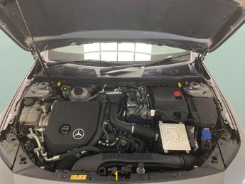 Mercedes-Benz CLA 1.3 CLA250e 15.6kWh AMG Line (Premium) Shooting Brake Plug-in 8G