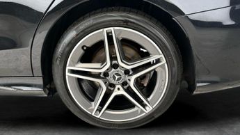 Mercedes-Benz C Class 2.0 C220d AMG Line (Premium) G-Tronic+ (194 ps) - SELF PARK - LE