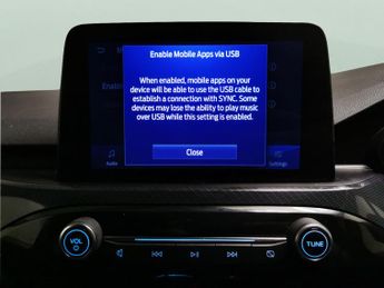 Ford Kuga 2.5 Duratec 14.4kWh ST-Line Edition Plug-in CVT (225 ps) - REVER