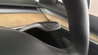Tesla Model 3 Standard Range Plus RWD (241 bhp) - LED - HEATED SEATS - NAV