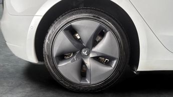 Tesla Model 3 Standard Range Plus RWD (241 bhp) - LED - HEATED SEATS - NAV