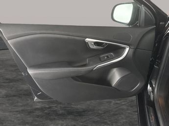 Volvo V40 1.5 T3 Inscription (152 ps) - PARK ASSIST - LED - BLUETOOTH